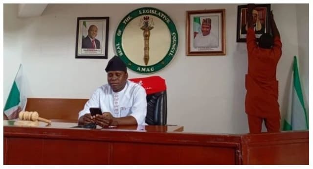 AMAC Legislative Council Withdraws Impeachment Of Speaker