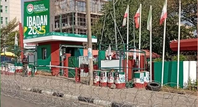 Police Cordon Off PDP National Secretariat Amid Leadership Crisis