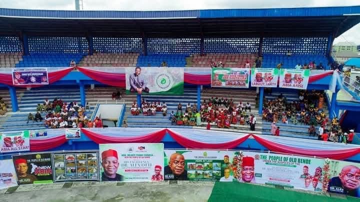 The stadium stood empty. If they hadn’t been able to fill it, they would have used Osusu High School instead.