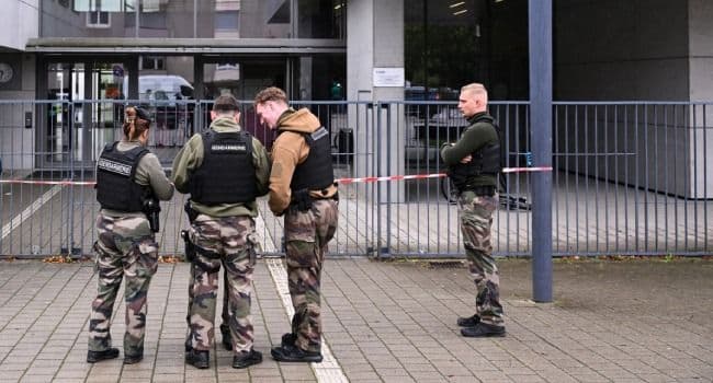 France Arrests Teen After Knife Attack On Music Teacher