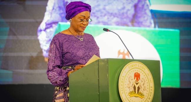 First Lady Calls For Early Detection To Battle Breast Cancer